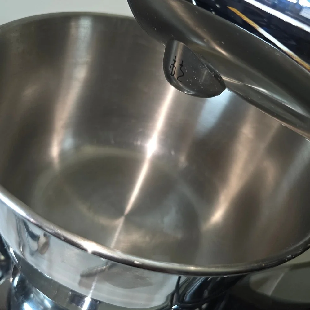 Sunbeam Mixmaster Stand Mixer Model 2379 Chrome 300W 12-Speed with 2 Bowls Whisk